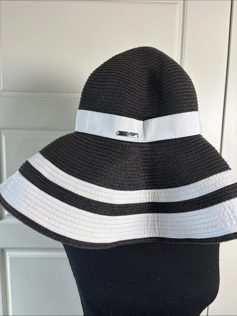 Lauren Ralph Lauren Black and White Wide-Brim Straw Sun Hat with Band
